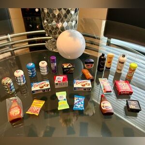 FUN LOT OF 25 SURPRISE MINI BRANDS